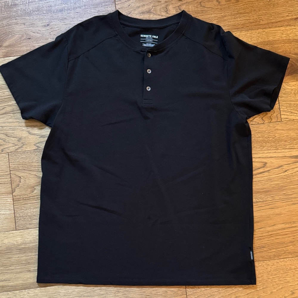 Kenneth Cole Black Short-Sleeve Henley Polo